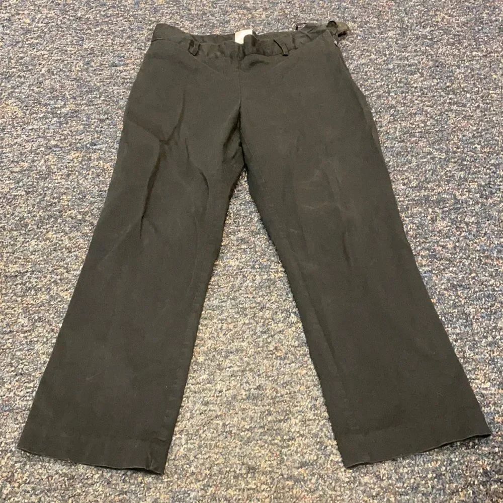 International Concepts Black capris sz. 6